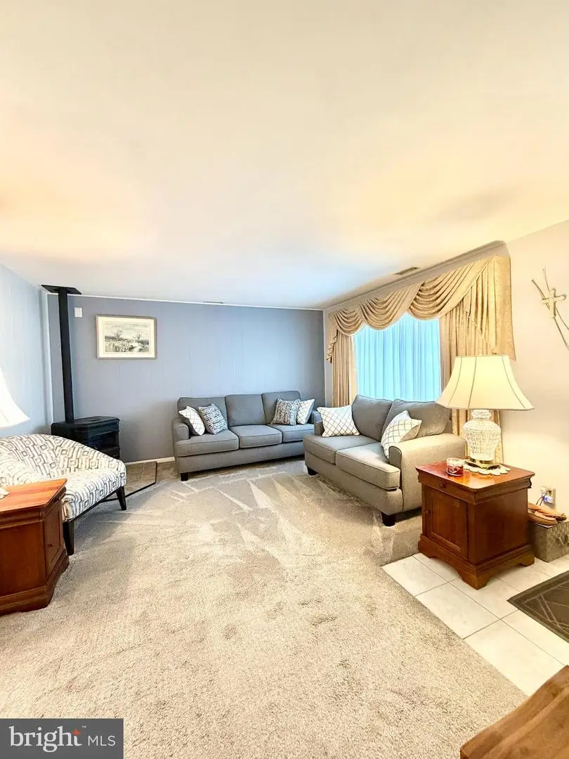 619 Beaumont Rd, Fairless Hills, PA 19030 - #3