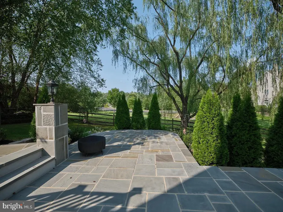 111 Hidden Ct, New Hope, PA 18938 - #2