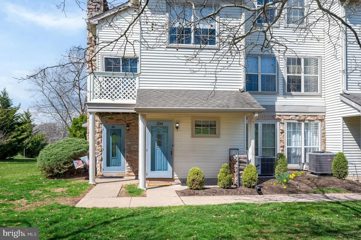 204 Remington Ct, Chalfont, PA 18914 - #1