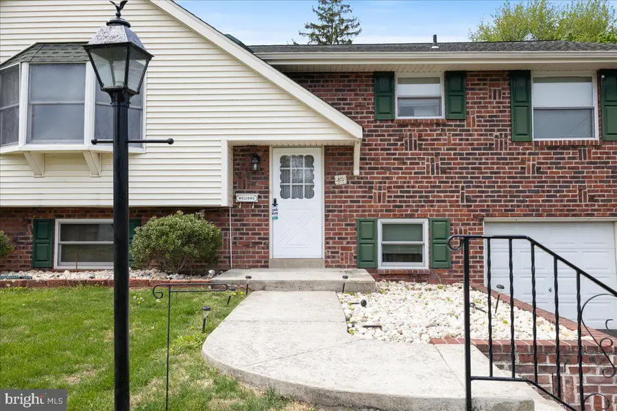 872 Mustang Rd, Warrington, PA 18976 - #2