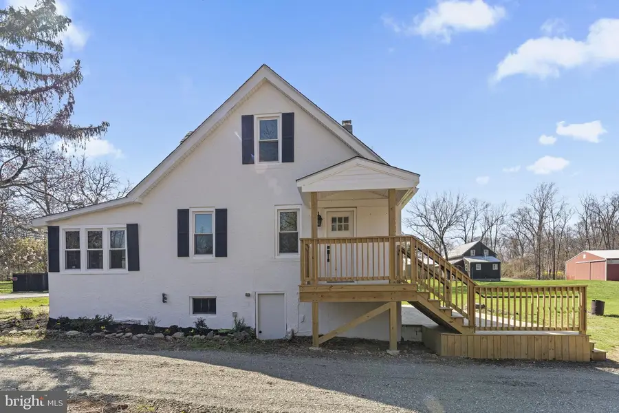 2042 Upper Ridge Rd, Green Lane, PA 18054 - #3