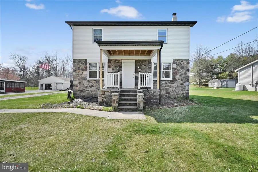 2540 Trumbauersville Rd, Quakertown, PA 18951 - #3