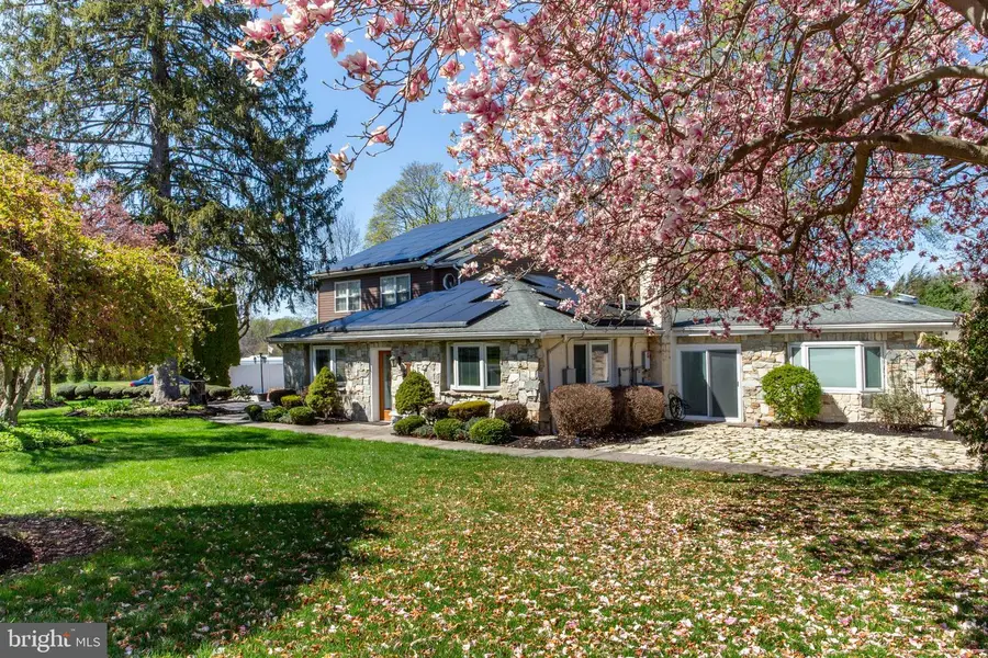 26 Dolton Rd, Feasterville Trevose, PA 19053 - #3