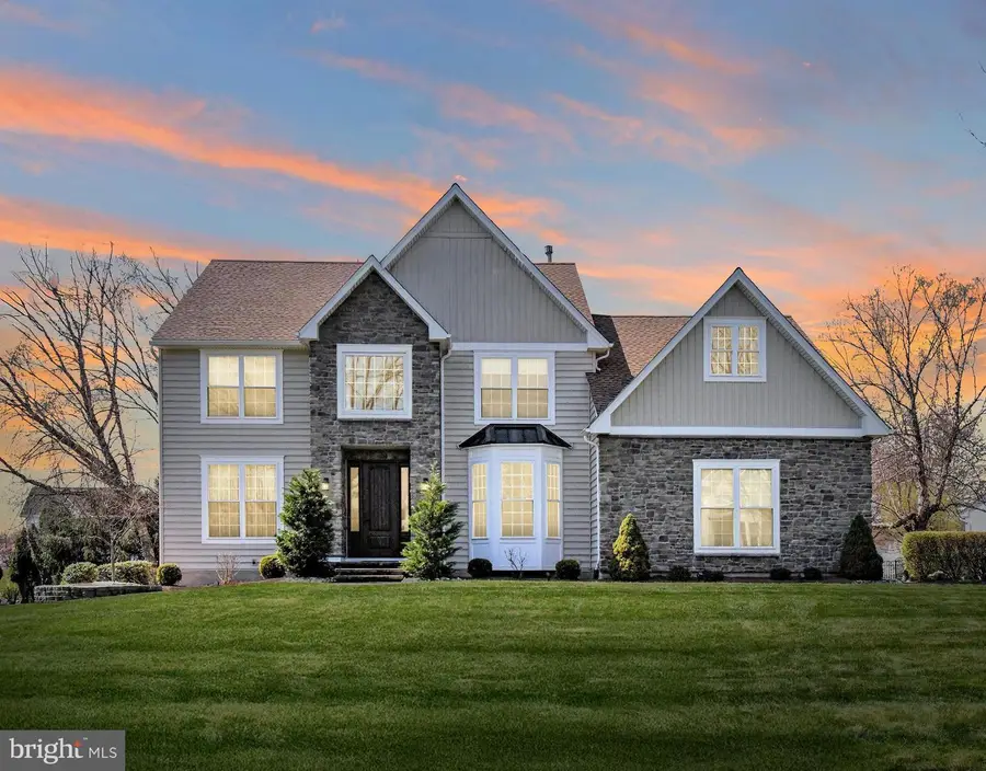 615 Glen Meadow Rd, Richboro, PA 18954 - #2