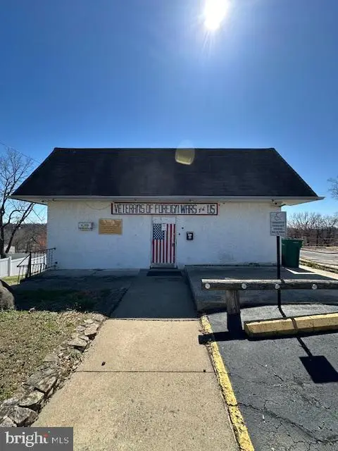 4269 Linden Ave, Feasterville Trevose, PA 19053 - #3