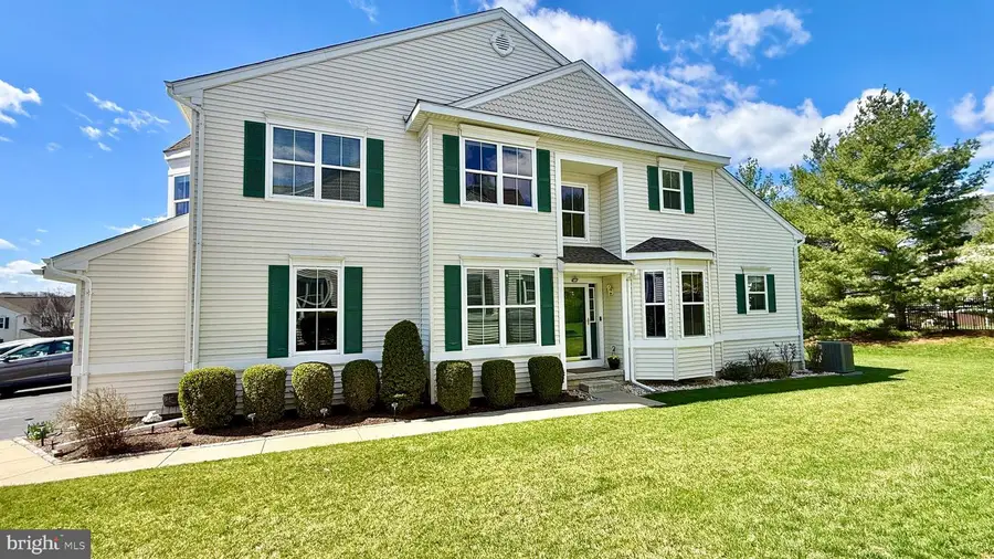 201 W Hamilton St, Chalfont, PA 18914 - #2