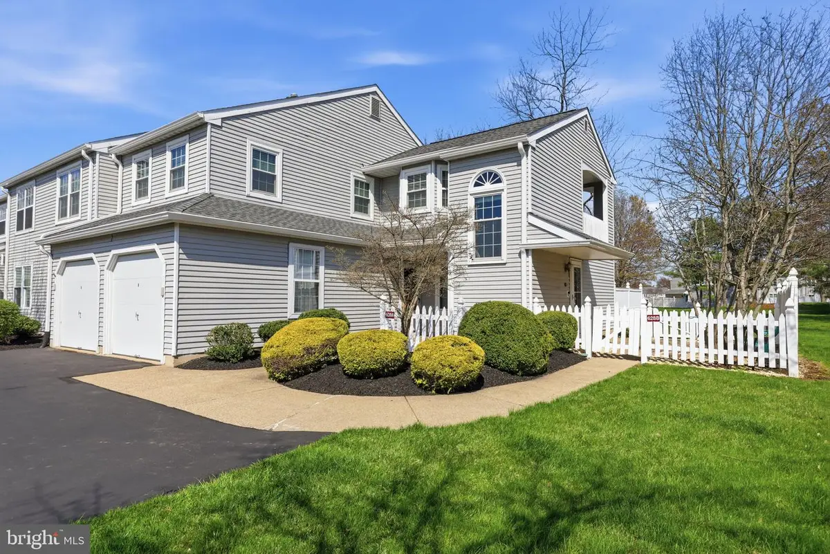 628-b Rose Hollow Dr, Yardley, PA 19067 - #1