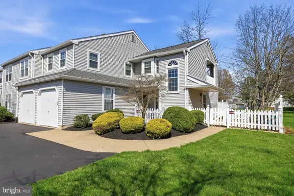 628-b Rose Hollow Dr, YARDLEY, PA 19067