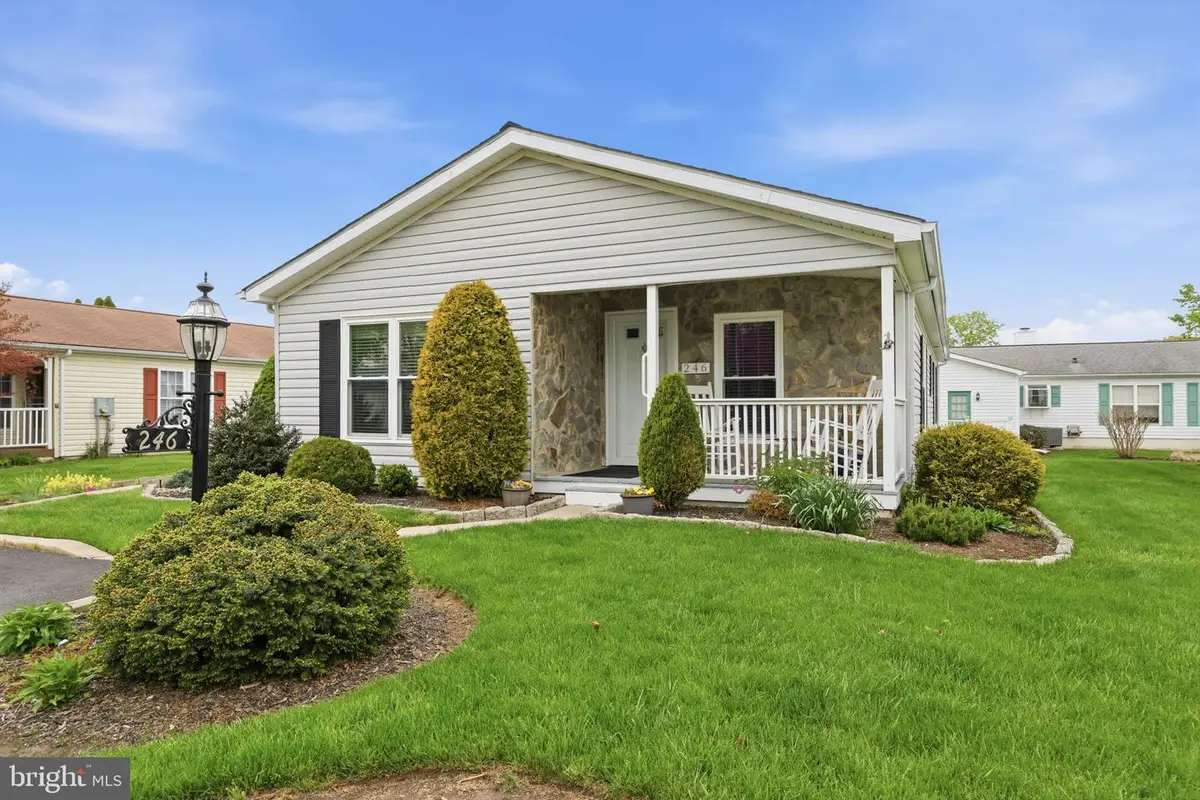 246 Thrush Cir, New Hope, PA 18938 - #1