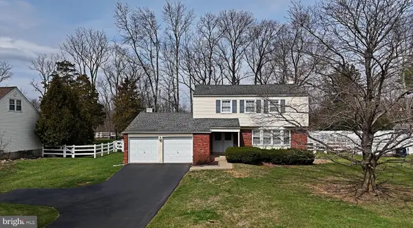 31 Farber Dr, CHALFONT, PA 18914