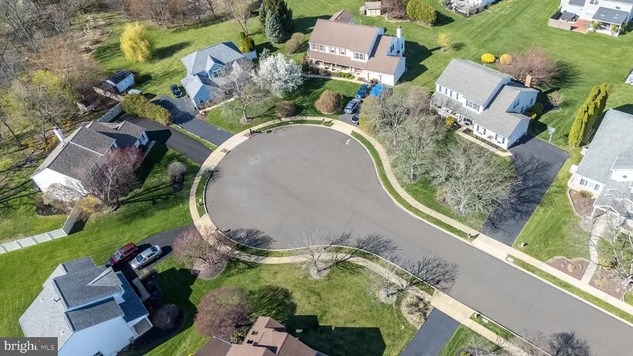 2233 Fir Ct, Warrington, PA 18976 - #2