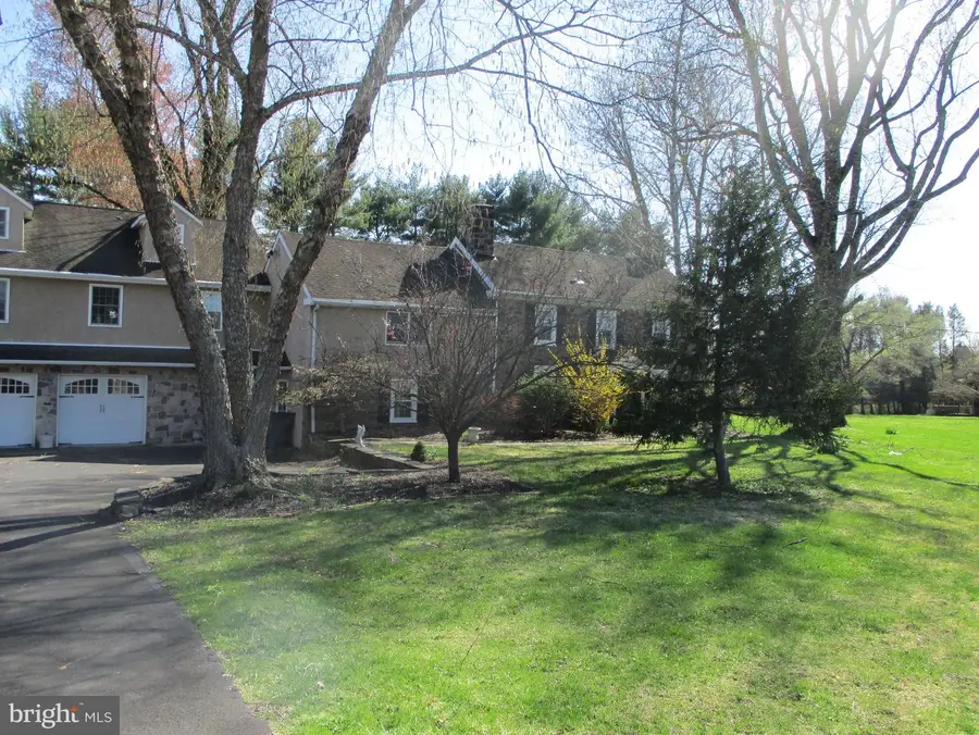 131 Richboro Rd, Newtown, PA 18940 - #2