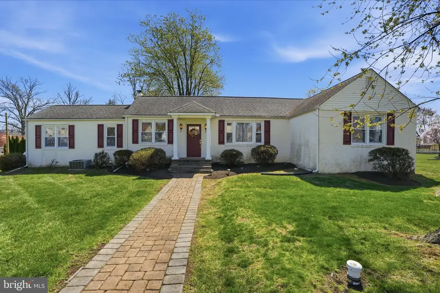 1615 Pleasant Dr, Feasterville Trevose, PA 19053 - #2