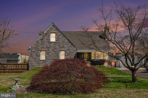 2349 Galloway Rd, BENSALEM, PA 19020