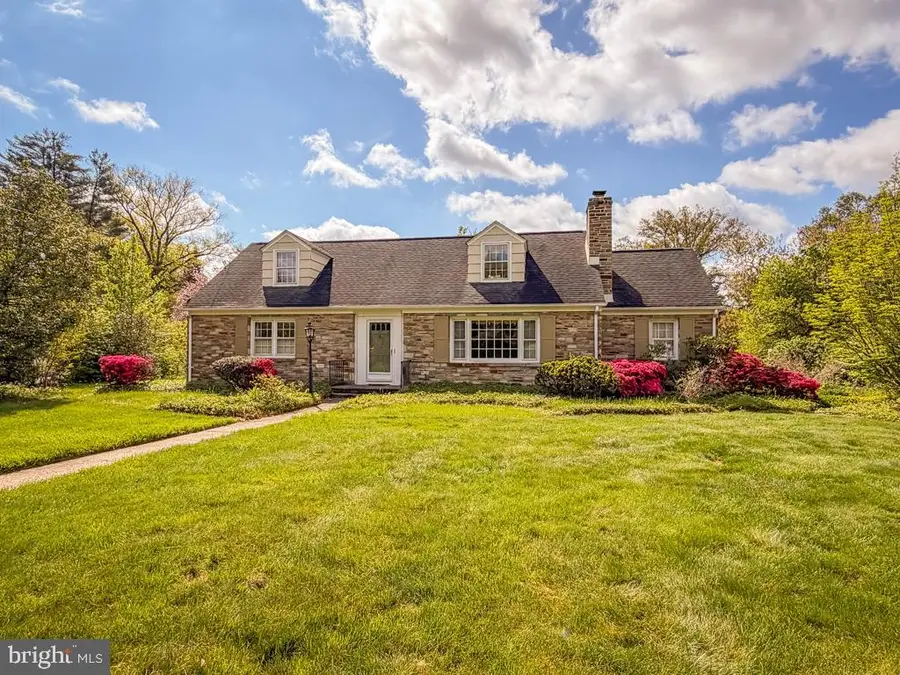 5 Saint James Pl, Yardley, PA 19067 - #2
