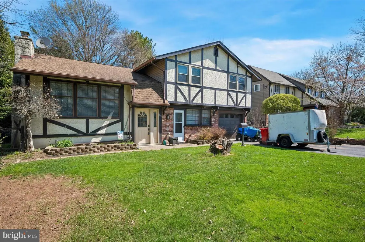 891 Ivyland Rd, Warminster, PA 18974 - #1