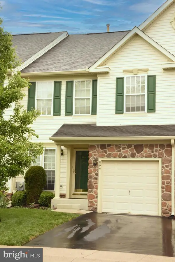 864 Geranium Dr, WARRINGTON, PA 18976