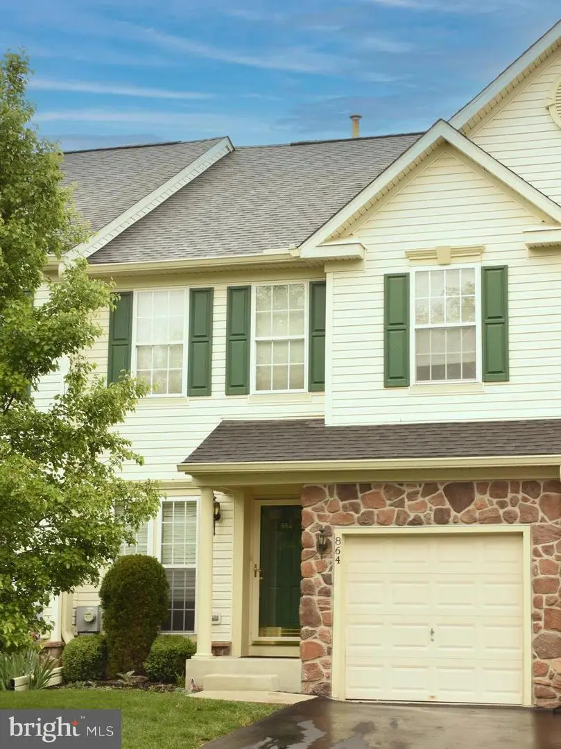 864 Geranium Dr, Warrington, PA 18976 - #2