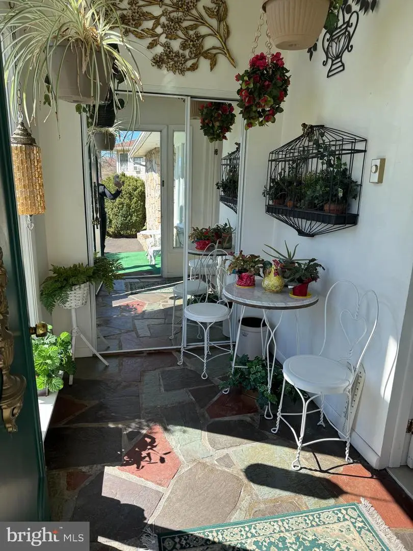 521 Parkway Dr, Fairless Hills, PA 19030 - #2