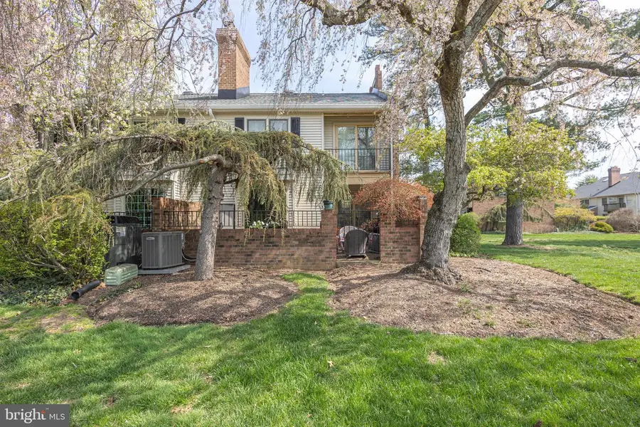 18 Sutphin Pnes, Yardley, PA 19067 - #2