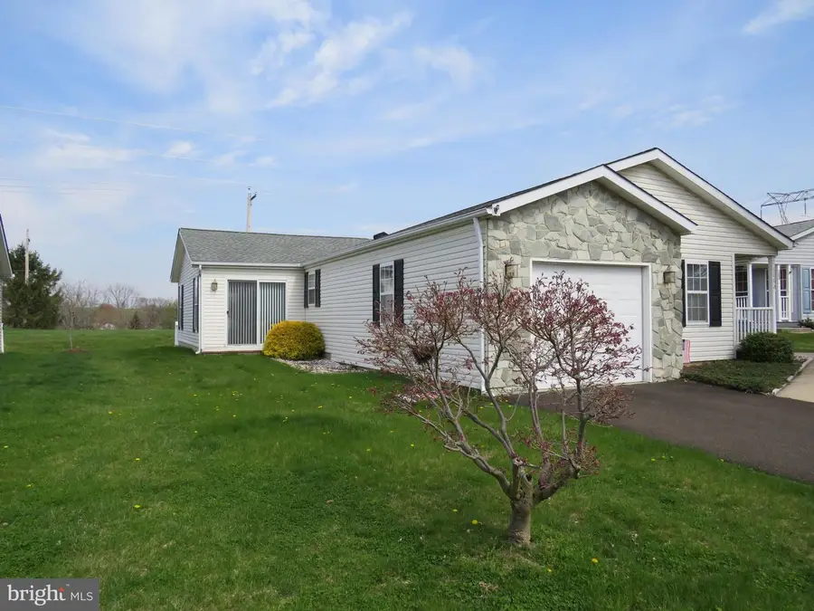 368 Countryside Cir, New Hope, PA 18938 - #2