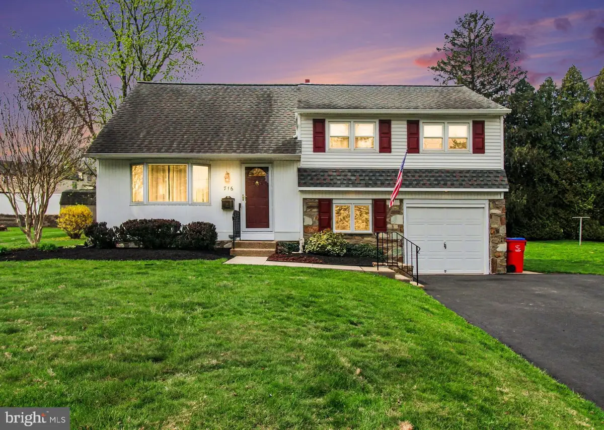 716 W Bristol Rd, Warminster, PA 18974 - #1