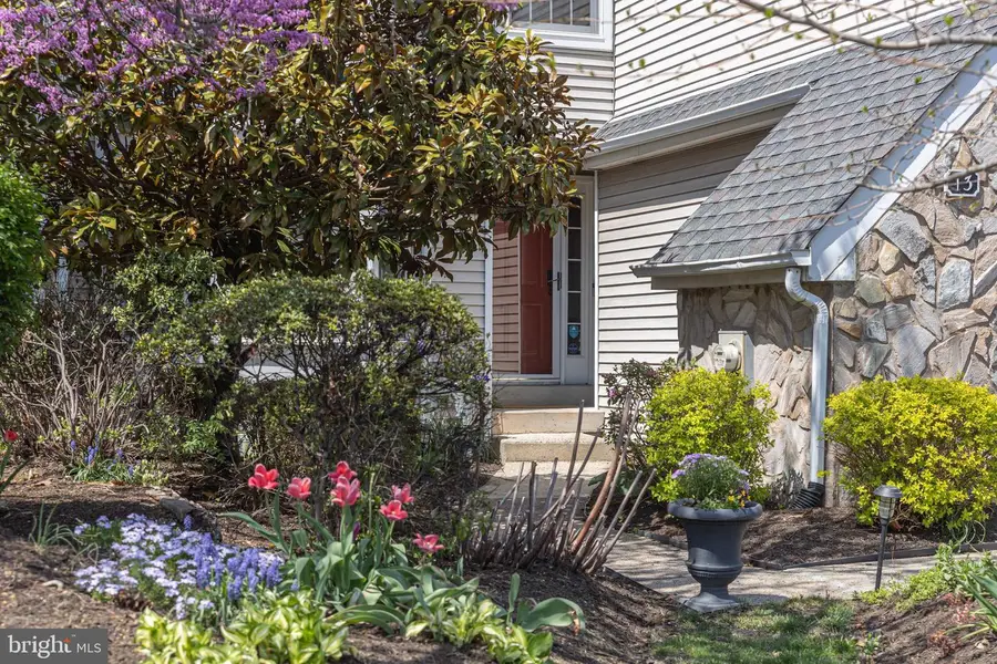 13 Bogey Cir, Doylestown, PA 18901 - #2