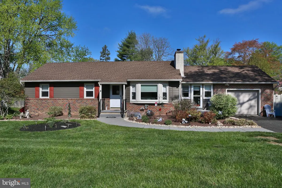 158 S Shady Retreat Rd, Doylestown, PA 18901 - #1