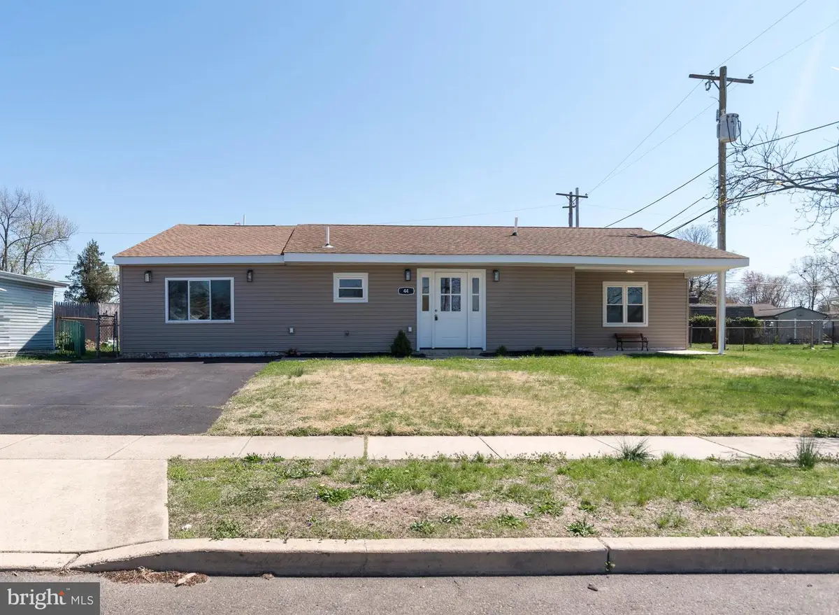 44 Elm Ln, Levittown, PA 19054 - #1