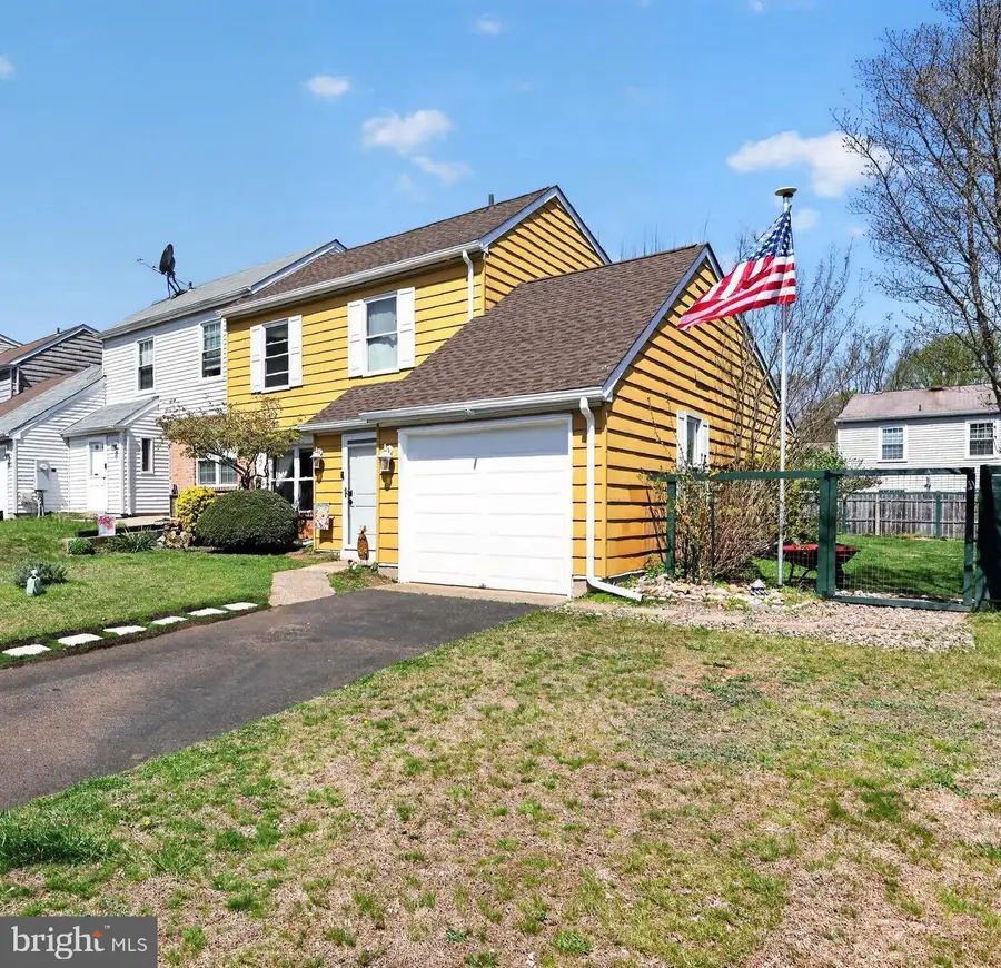 6670 Mayflower Dr, Bensalem, PA 19020 - #3