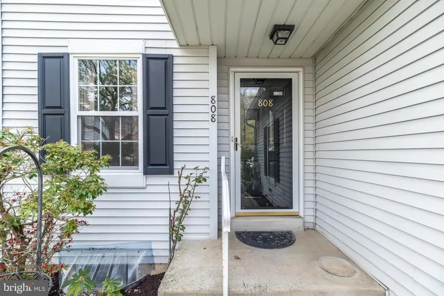 808 Putter Ct, Warrington, PA 18976 - #2