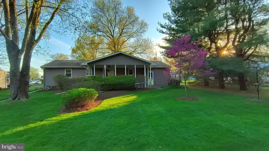 1329 Meadow Ln, Perkasie, PA 18944 - #3