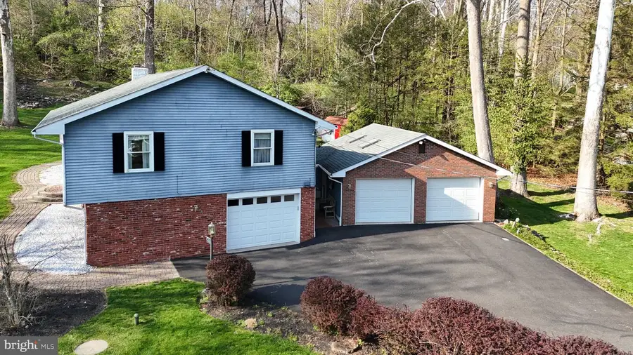 3005 Funks Mill, Riegelsville, PA 18077 - #3