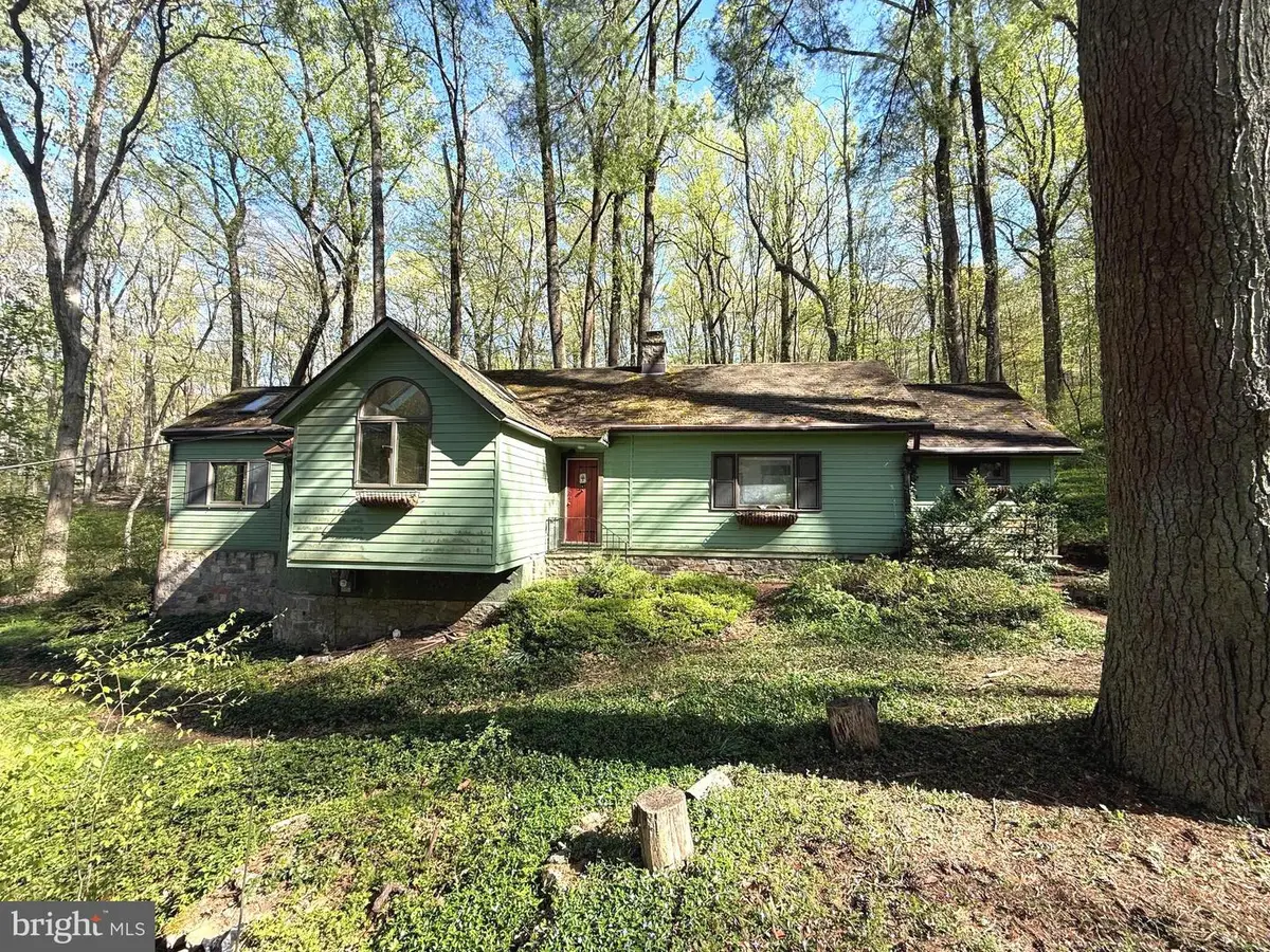 7126 Upper York Rd, New Hope, PA 18938 - #1
