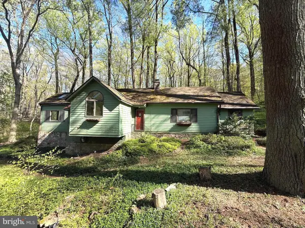7126 Upper York Rd, NEW HOPE, PA 18938