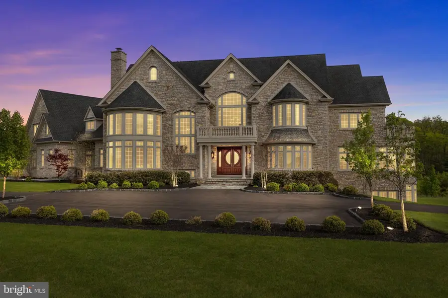10 Stonebridge Crossing Rd, Newtown, PA 18940 - #2