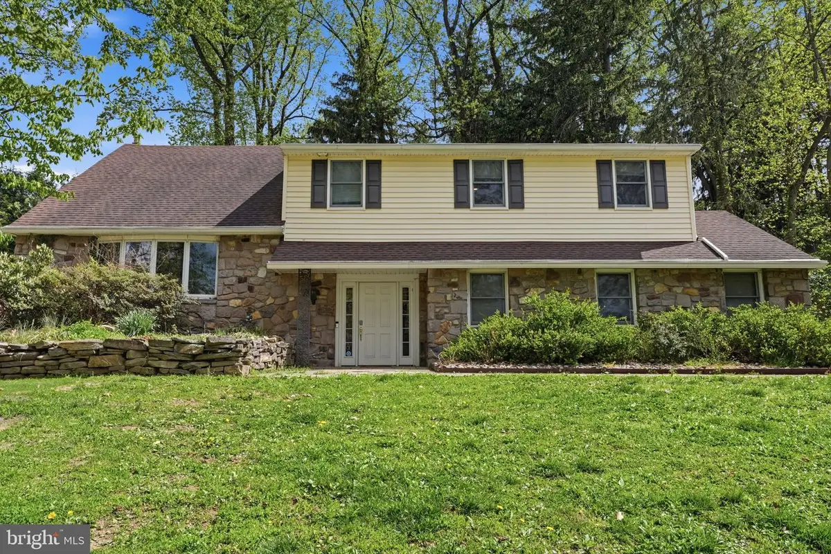 1040 Harvard Dr, Yardley, PA 19067 - #1