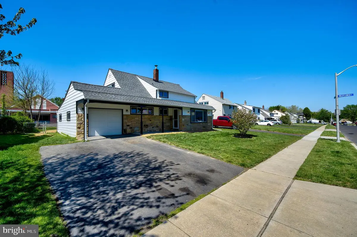 11 Whitewood Dr, Levittown, PA 19057 - #1