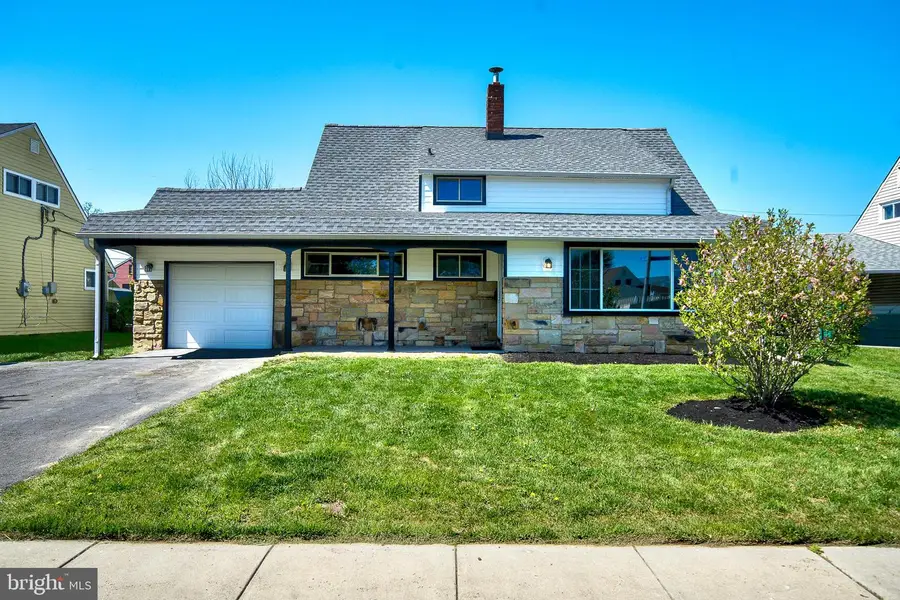 11 Whitewood Dr, Levittown, PA 19057 - #3