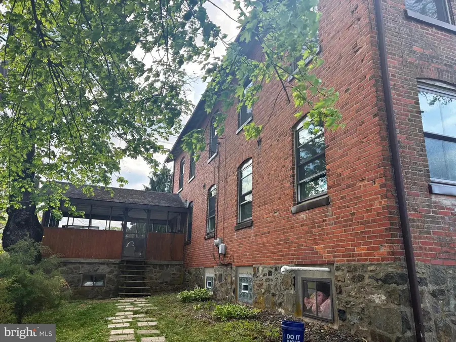 1360 Kumry Rd, Pennsburg, PA 18073 - #3