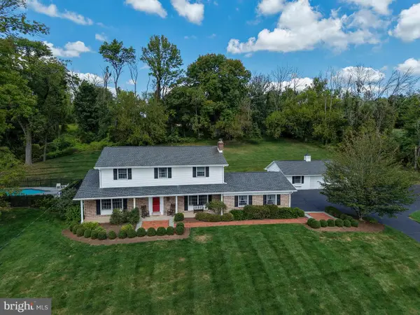 5595 Ridgeview Dr, DOYLESTOWN, PA 18902