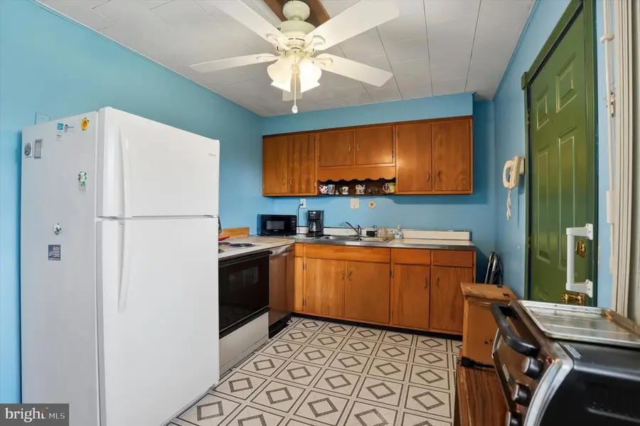 108 Durham Rd, Newtown, PA 18940 - #2