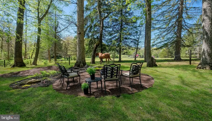 135 Equestrian Dr, New Hope, PA 18938 - #2