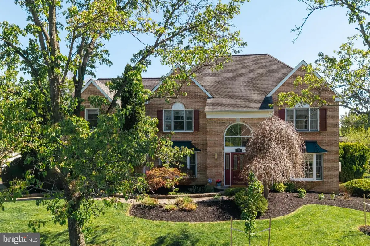 35 Radcliff Dr, Doylestown, PA 18901 - #1