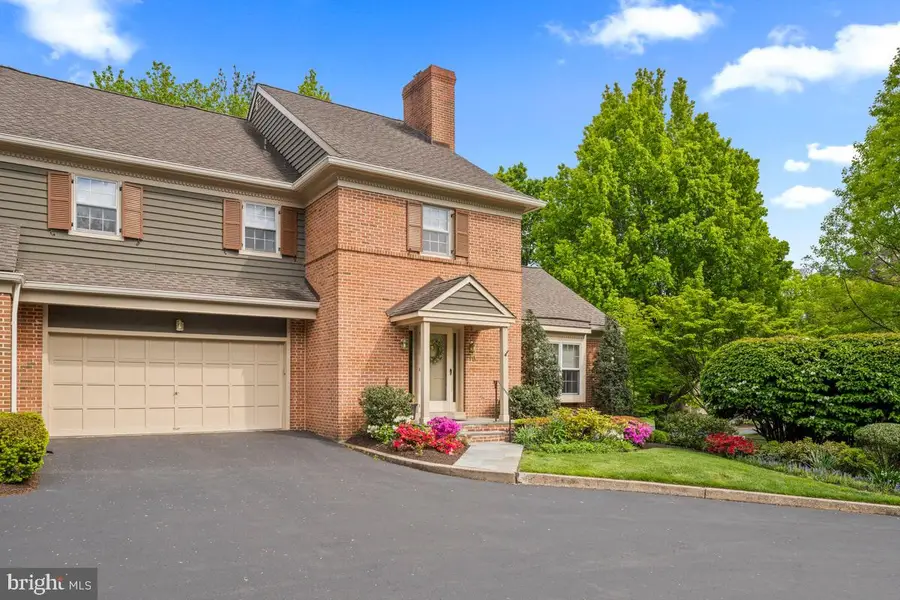 16 Blakemore Ct, Doylestown, PA 18901 - #3