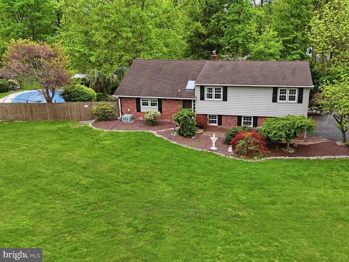 1340 Clearview Dr, Jamison, PA 18929 - #1
