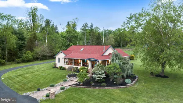 1121 Swamp Rd, FURLONG, PA 18925