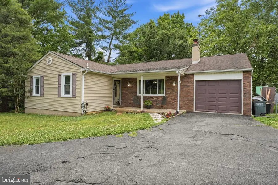 1000 Manor Ln, Feasterville Trevose, PA 19053 - #2
