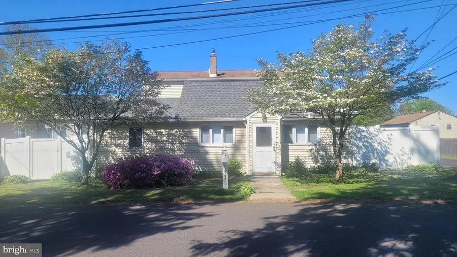 4705 Oak Ave, Feasterville Trevose, PA 19053 - #2