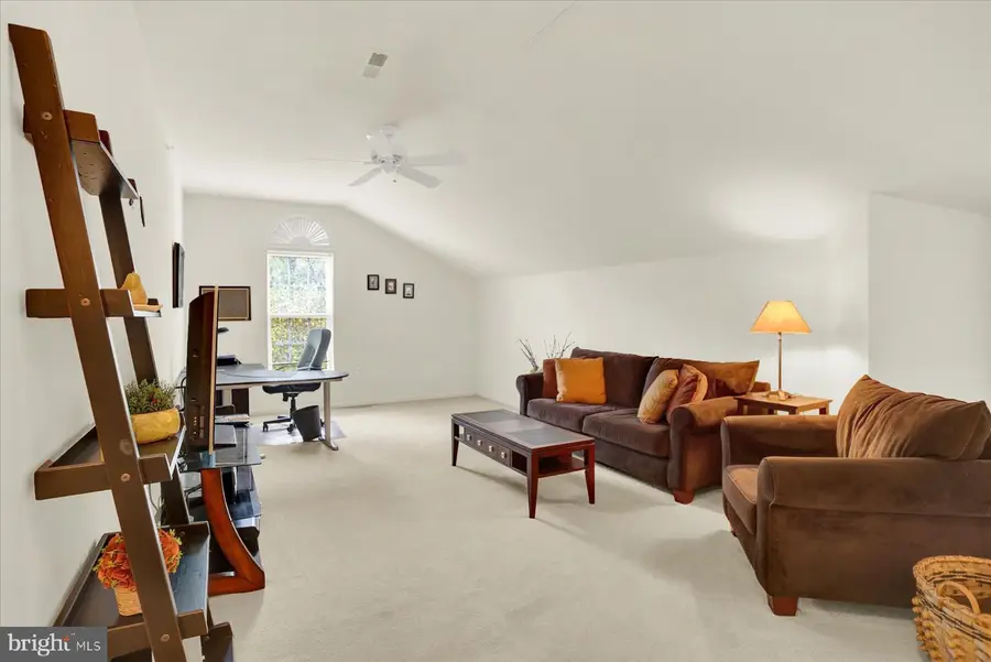 100 Evodia Cir #304, Warrington, PA 18976 - #3